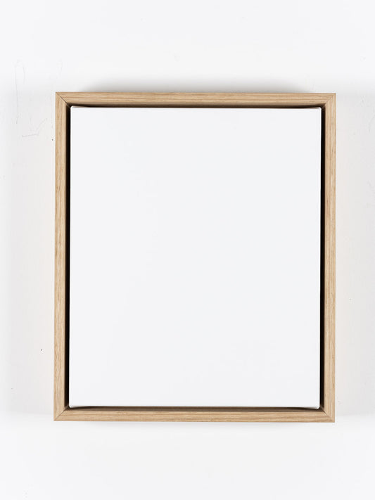 Canvas w. Oak float frame - 225mm x 280mm